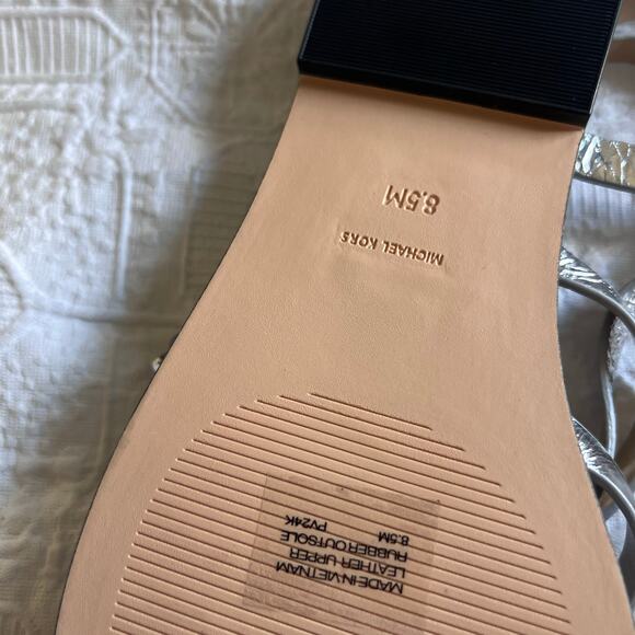 Michael Kors Darrington Flat Sandal Silver Sz 8.5M - Picture 6 of 6